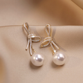 Pearl Earrings with Lustrous Bow